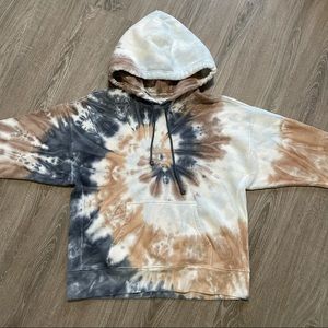 NWOT Tie Dye BF Hoodie